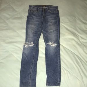 joe’s ripped skinny jean
